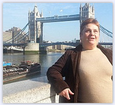 Kirsten Hearn by Tower Bridge